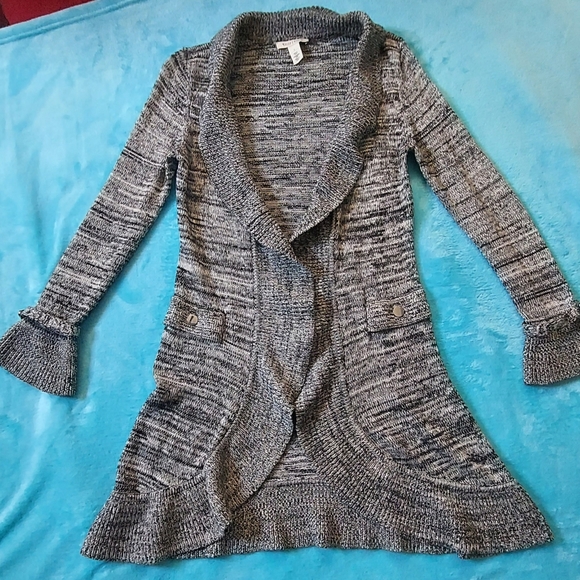 Ladies sweater - Picture 2 of 4